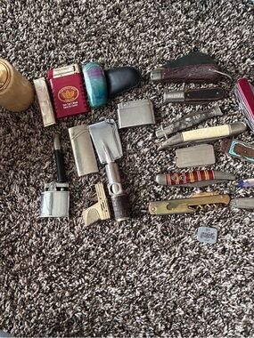 Vintage lot of lighters and knives for collection